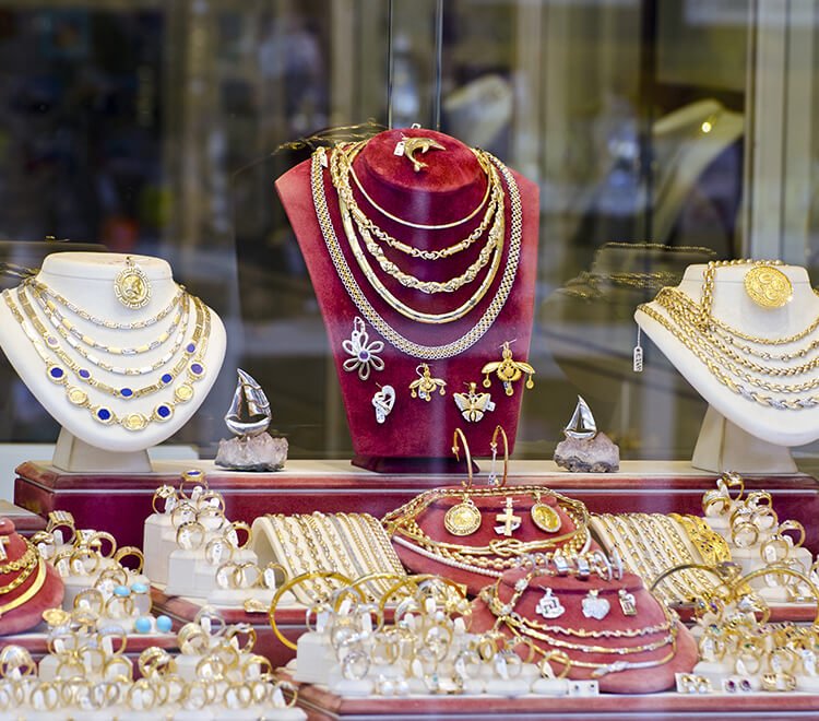 Why Choose Jewelery Store Insurance?